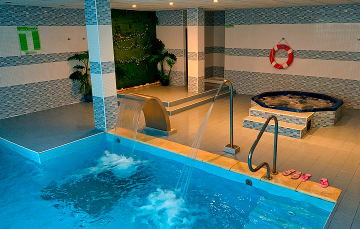 Piscina Jacuzzi Spa